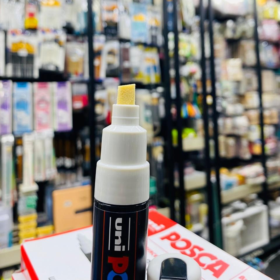 Uni Posca Marker White chisel tip 8.0mm image 3