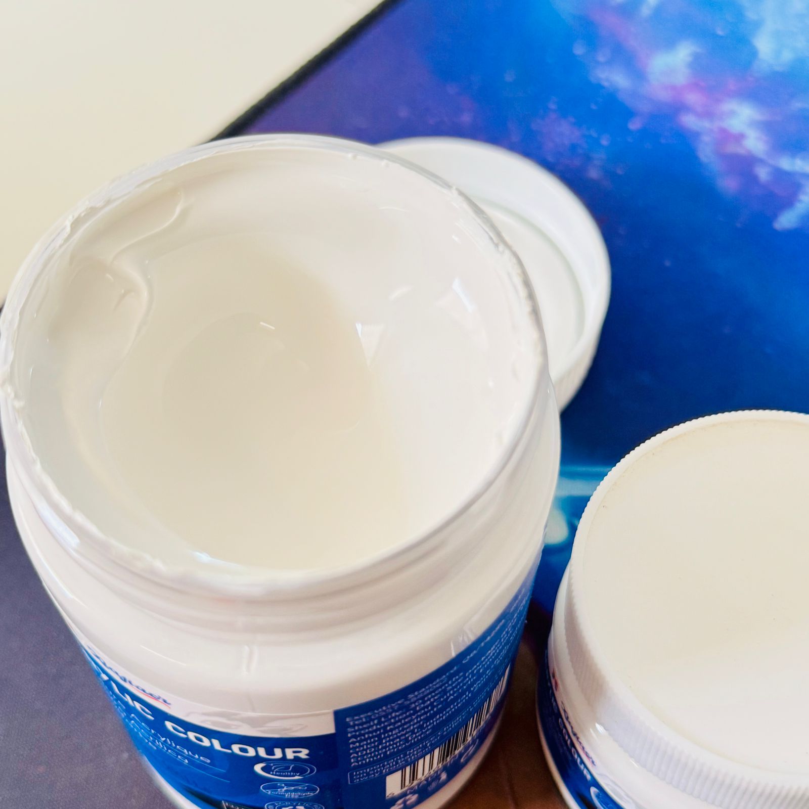 Xiajiaer Acrylic Colour 100ml White image 3