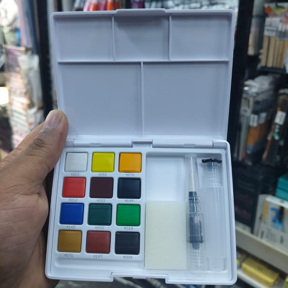 WATERCOLOR SET KOI POCKET 12 /SET PLUS WATERBRUSH SKXNCW-12H image 4