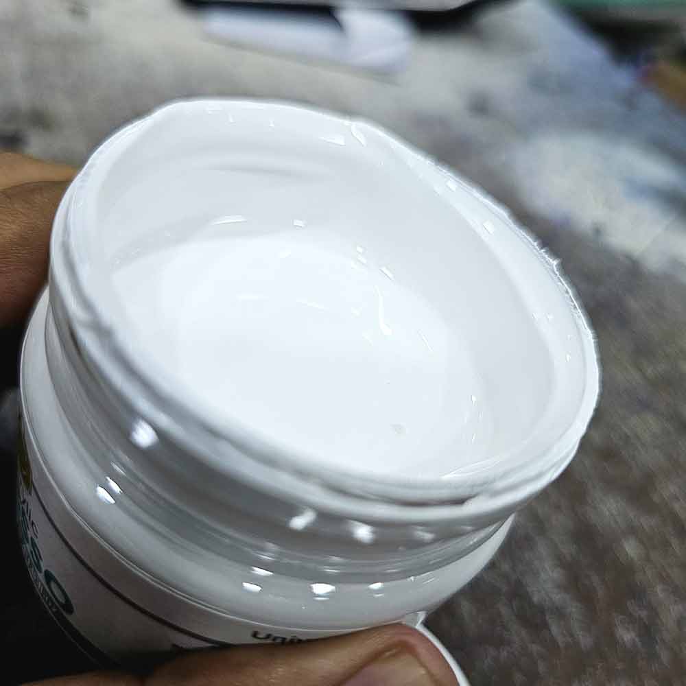 Keep smilling Gesso 100ml image 2