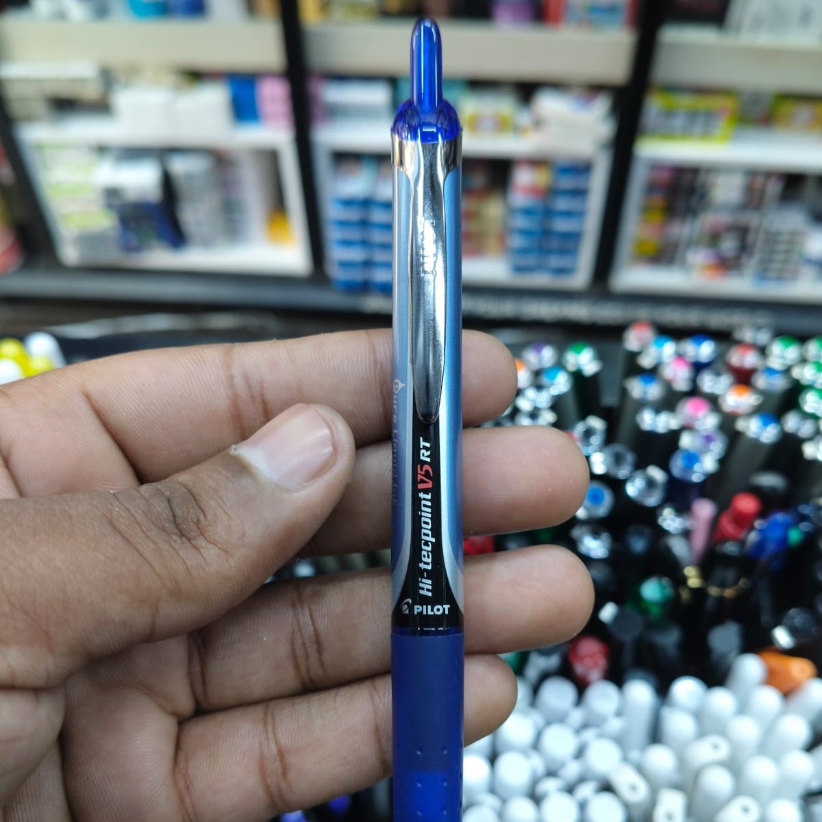 PILOT Hi-Tecpoint V5RT 0.5 Liquid Ink Rollerball Pen image 4