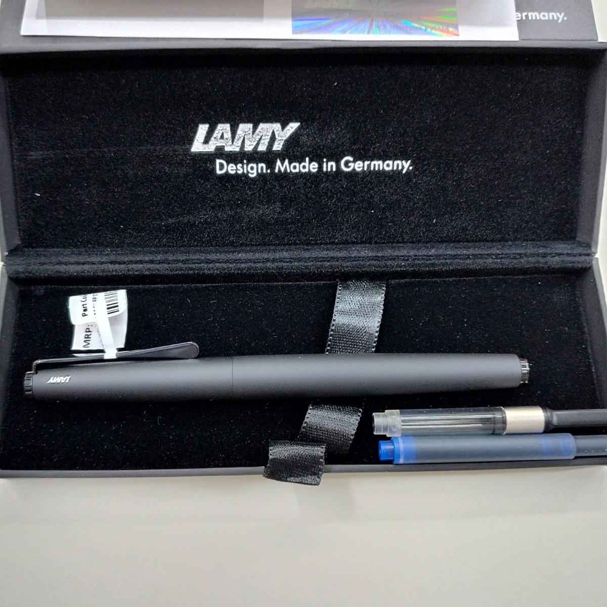 LAMY studio Fountain Pen - Lx all black F image 3