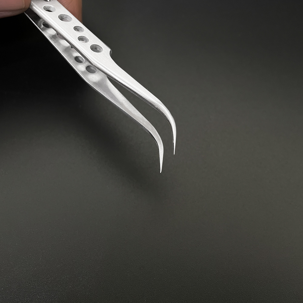Tweezers Two Shape image 3