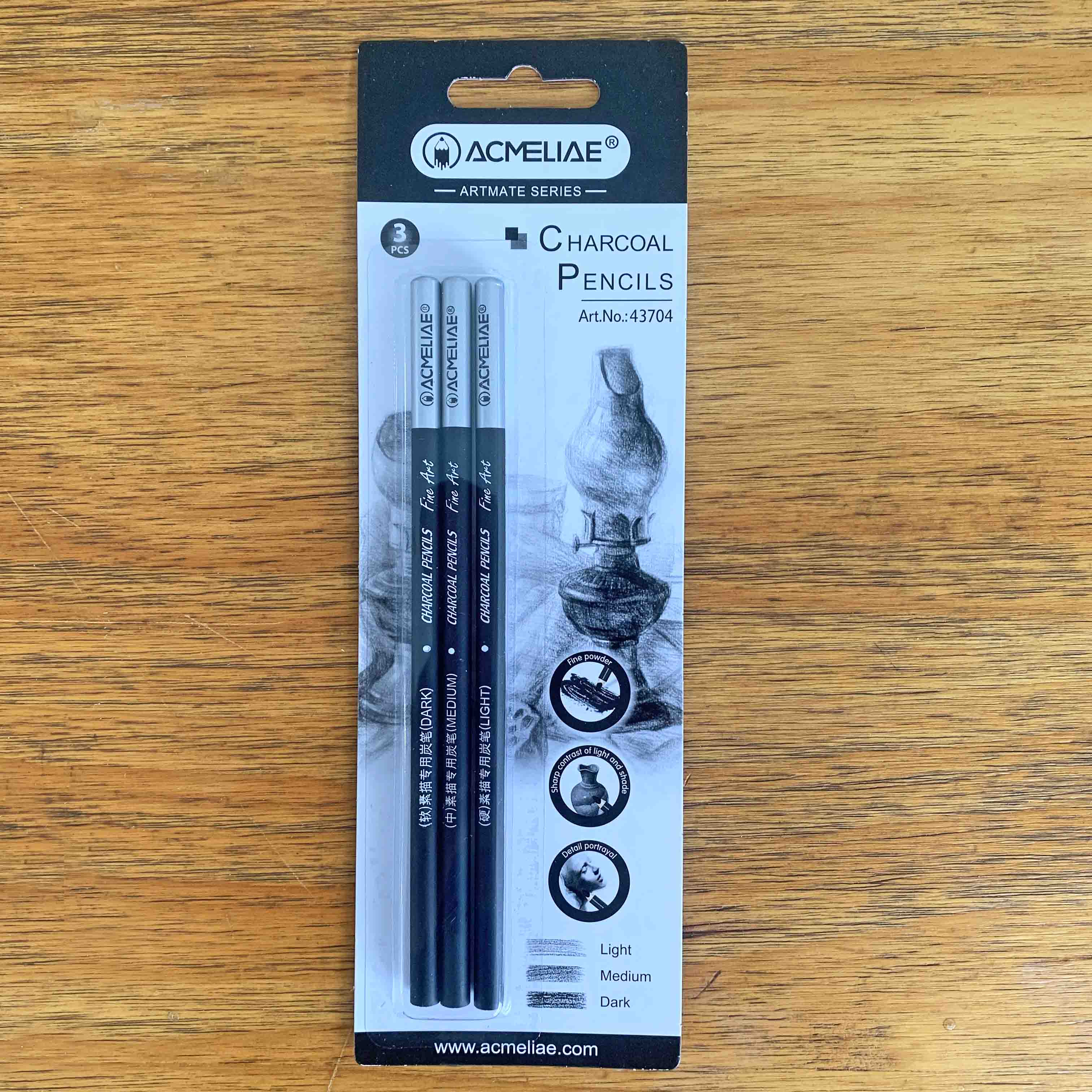 Acmelia charcoal pencil 3pes dark medium light image 2