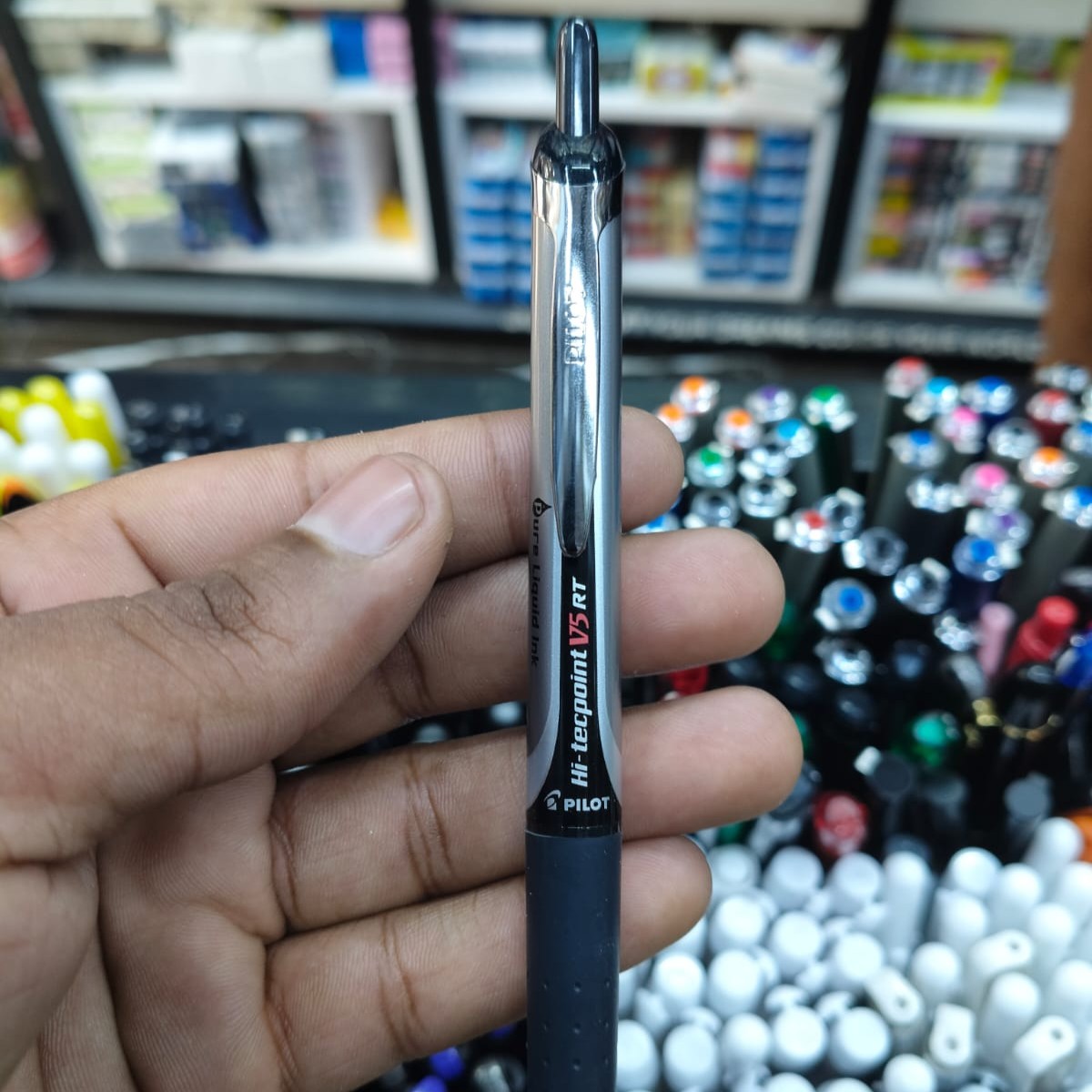 PILOT Hi-Tecpoint V5RT 0.5 Liquid Ink Rollerball Pen image 3