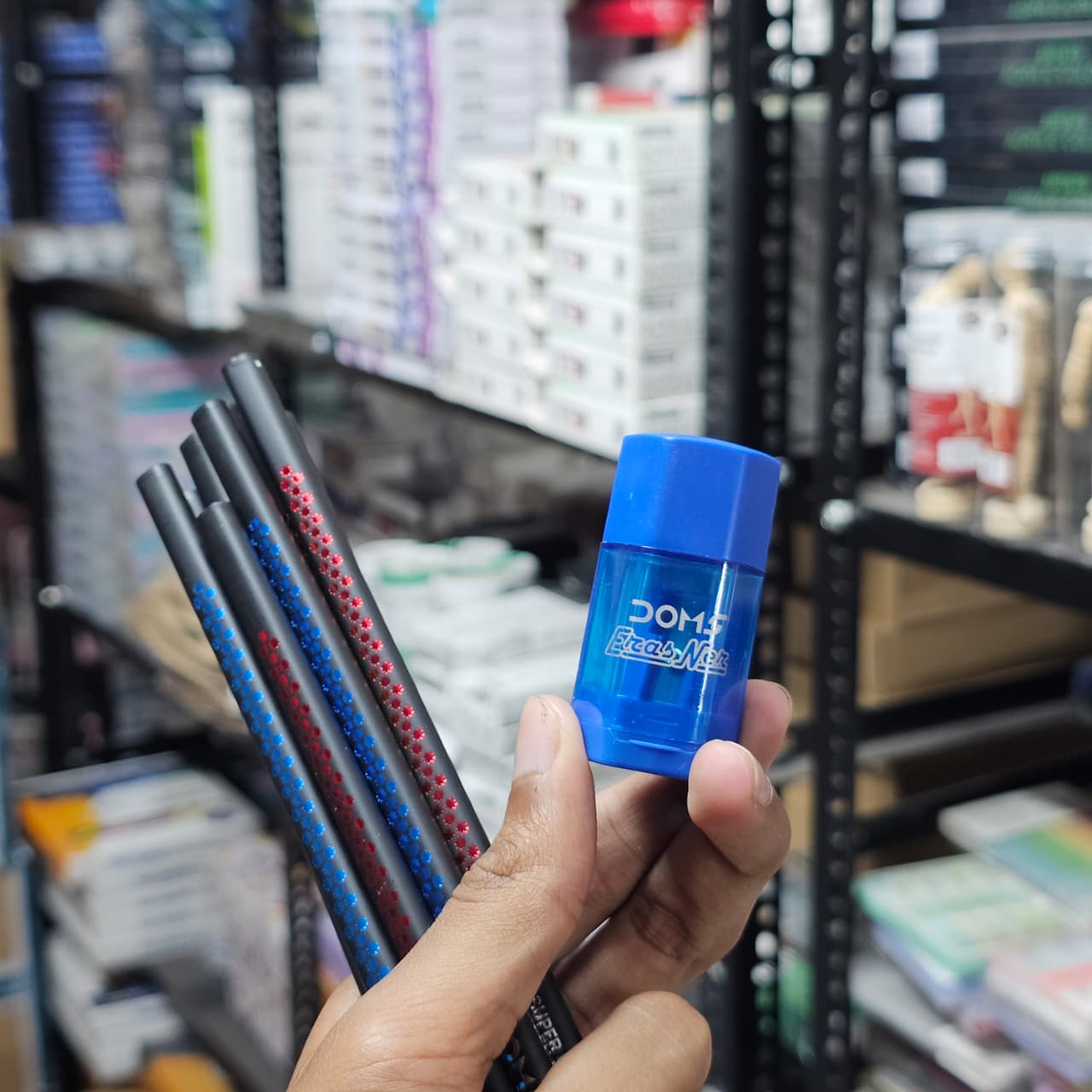 Doms Fusion X-Tra Super Dark Pencil Set – 10 Pcs with Free 1 Eraser and 1 Sharpener image 4