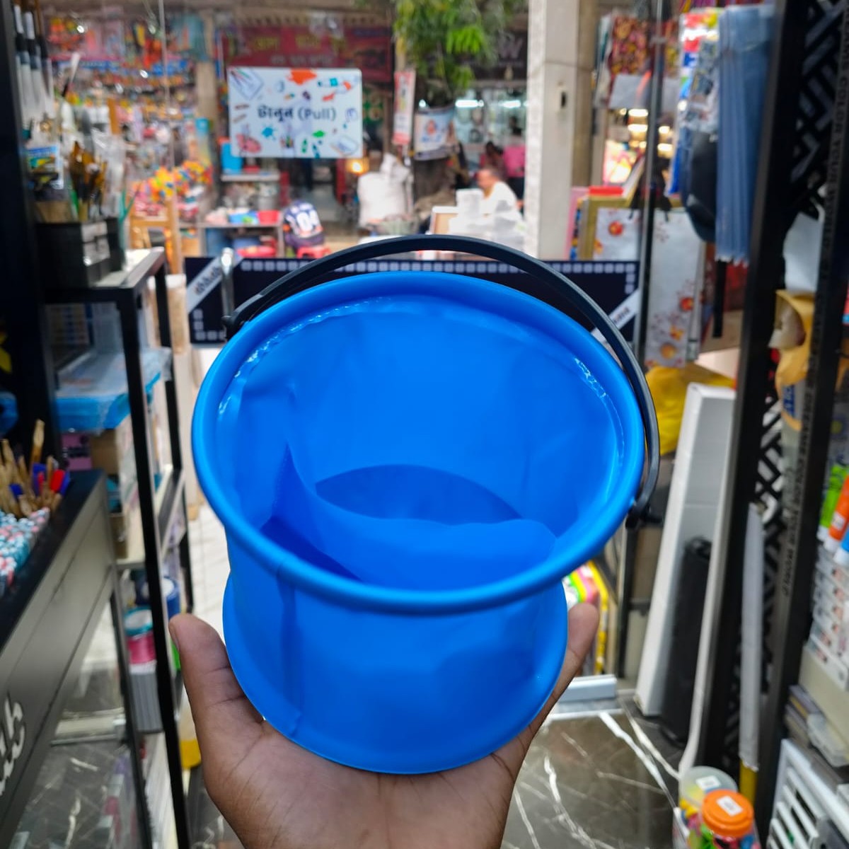 Folding Bucket Soft Silicone Water Pot image 4