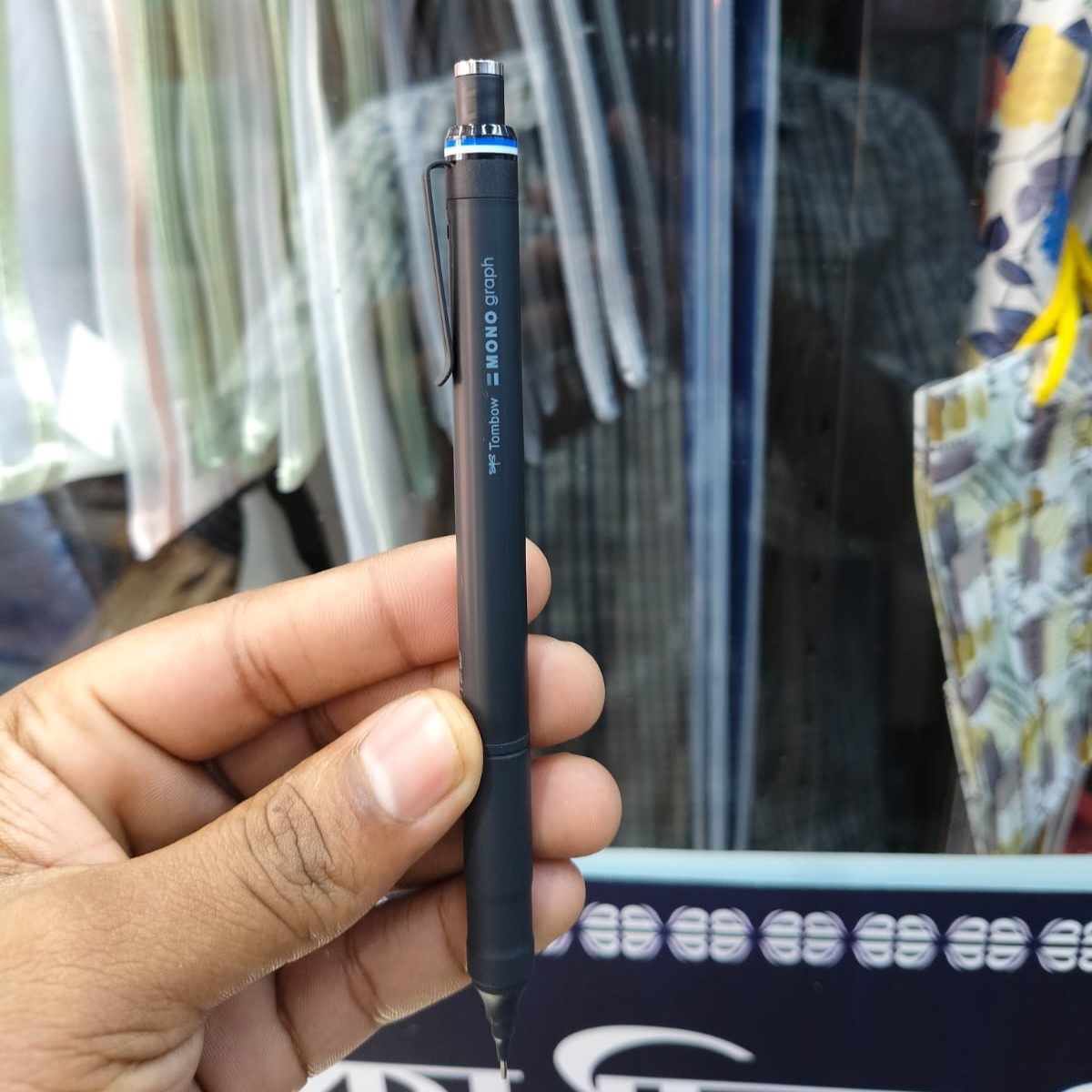 Tombow MONO Graph fine Mechanical Pencil 0.5mm image 4