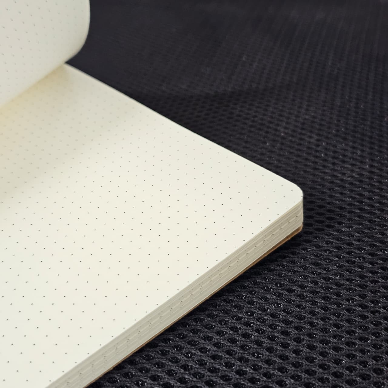 Ahbab Dot Notebook A5 image 3