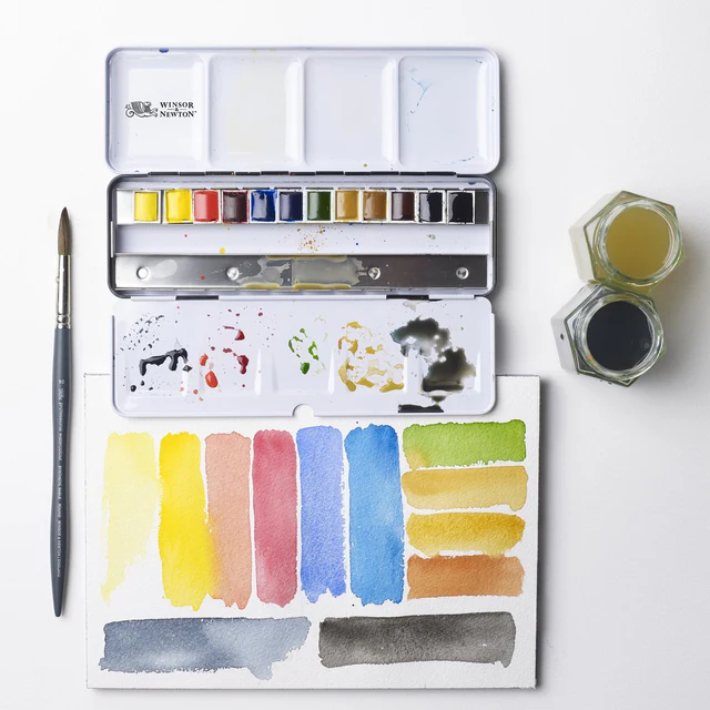 Winsor and Newton Professional Watercolour Set Customisable Travel Tin image 3