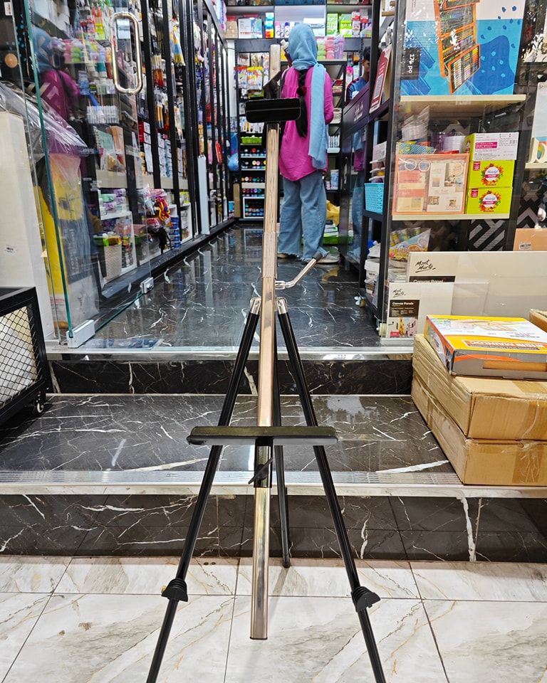 Watercolour Easel, ArtistPro Adjustable Metal Easel Stand image 5