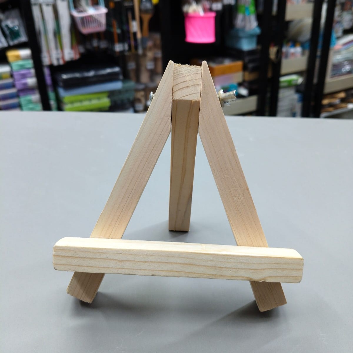 Mini Easel (canvas stand) image 2