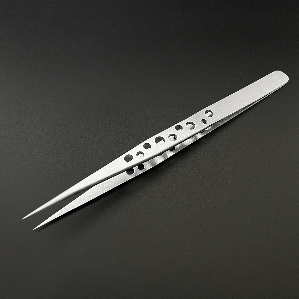 Tweezer image 2
