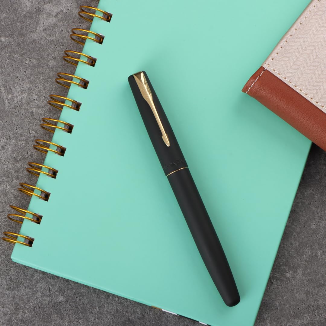 Parker Frontier Matte Black Gold Trim Fountain Pen image 2
